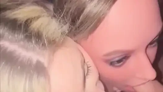 Zelex- cewek rambut pirang chav slag muncrat di seks threesome sama mainan baru!