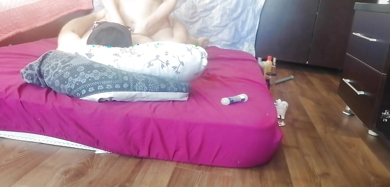 Amateur Couple Hot Sex at Home