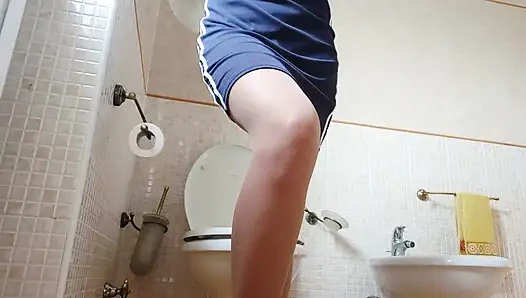 Insults to your mom's slut while I'm on the toilet