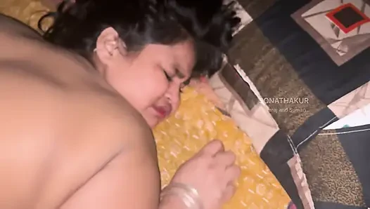 Adik tiri indiaku menggodaku waktu orang tua lagi keluar - 4k