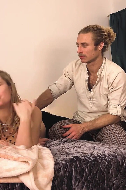Alison Rey ile çarşaflar arasında: Michael Vegas ve Siouxsie Q | Kamera Arkası | Adult Time