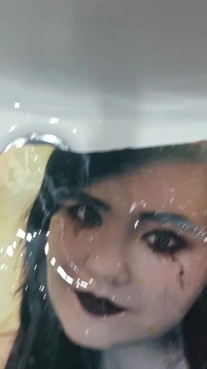 Kinga Love thirsty of cum