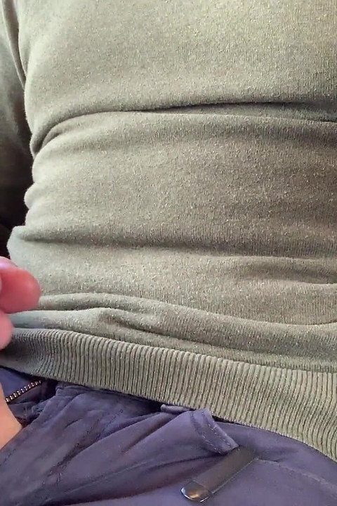 Τράνταγμα στο τρένο, χοντρά χύσια