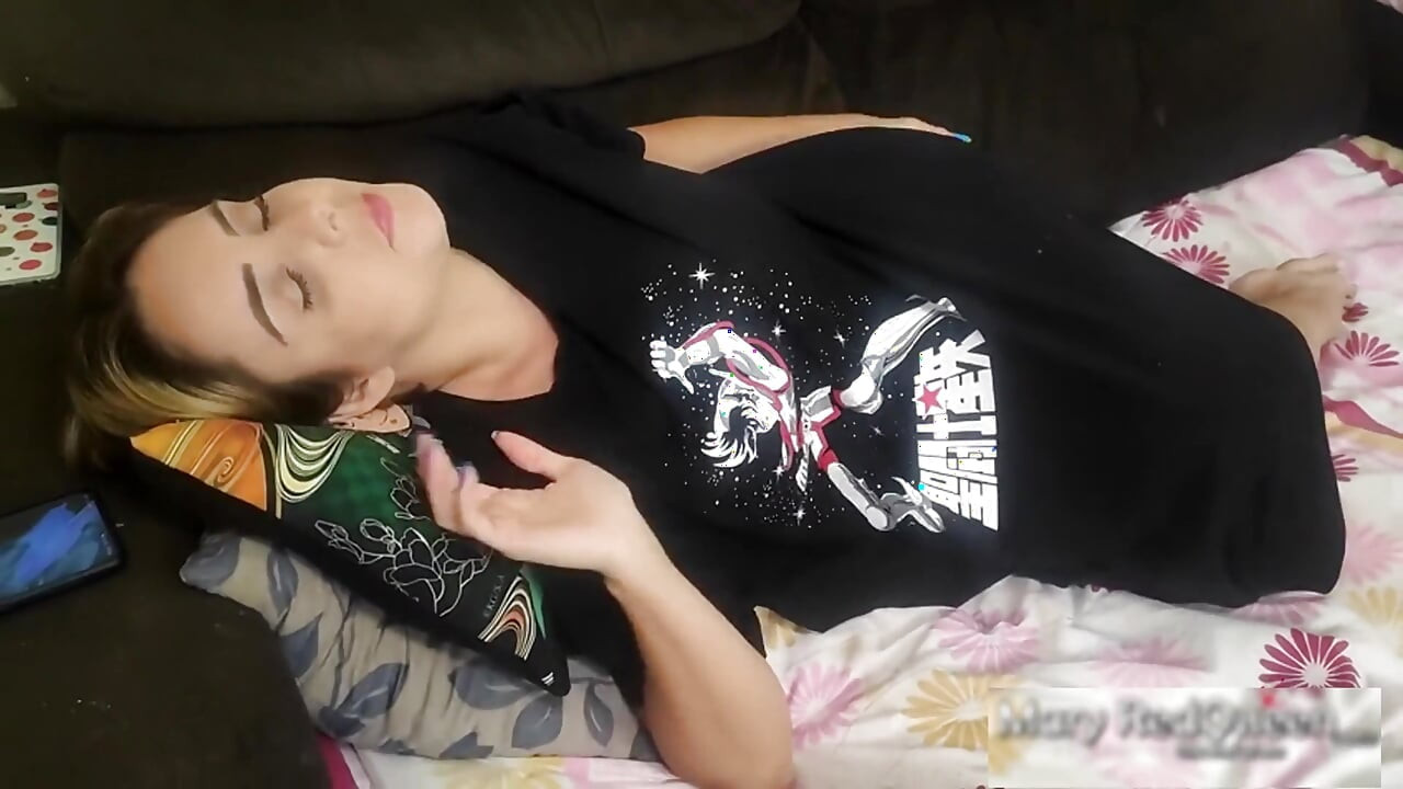 Eu pensei que era aranha, mas eu dei a bunda para Venon - Pensei Que Fosse O Aranha Mas Dei O Rabo Pro Venon.mp4