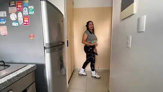 I discover that my sister-in-law does porn and we end up fucking very well in exchange for my silence