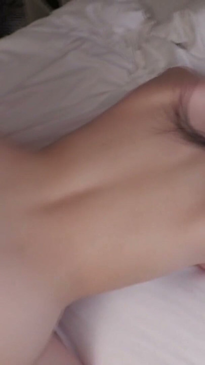 Miku (22), an undeveloped woman with zero dating experience and only male experience in P activities, a naked P… | Clip 3
