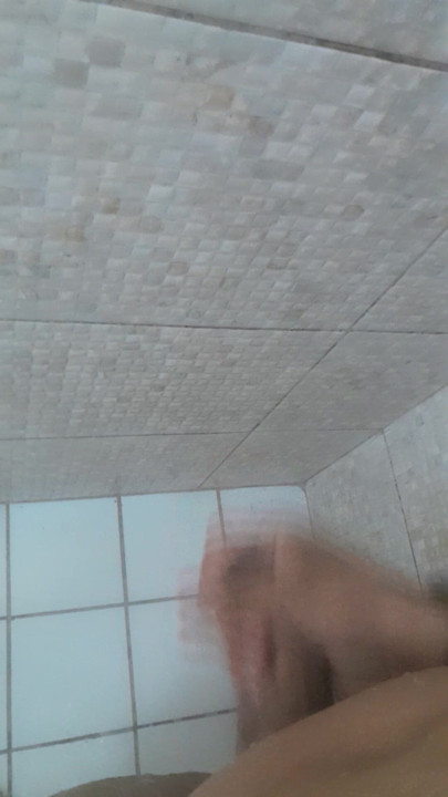 Showing my dick in the shower