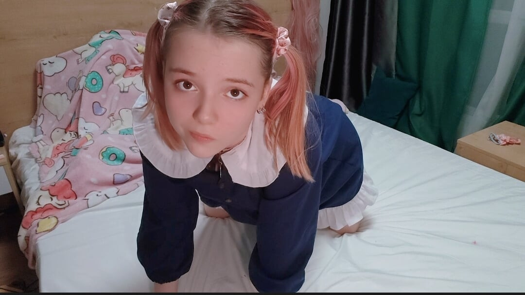 School Girl take off Her School Unoform and Rub Her Young Pussy! Teen Orgasm