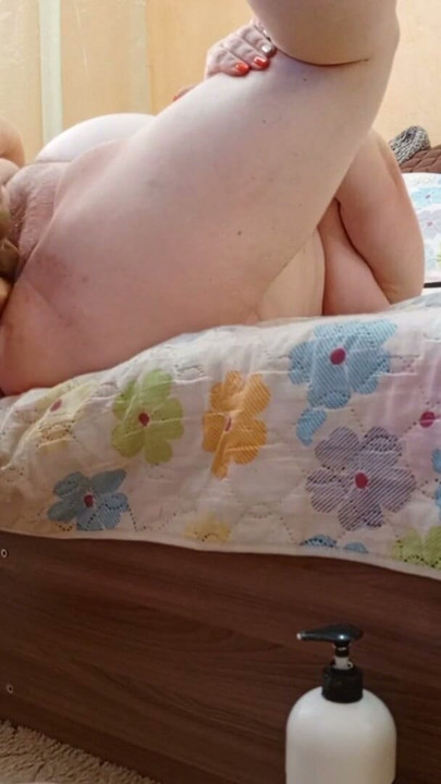 fisting and various sex toys in pussy | Clip 2
