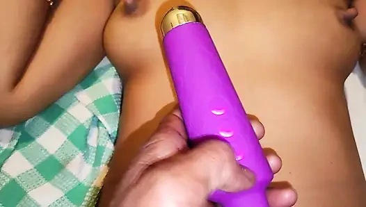 hindi neha 1st time pussy in vibretor cumshot  on pussy