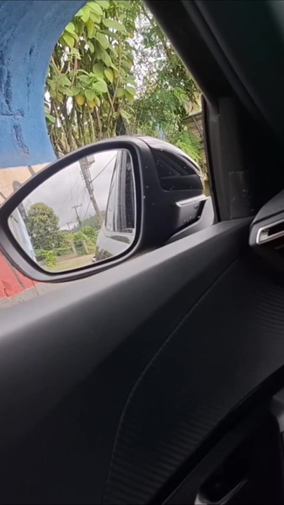 Risky handjob in the car for hottie at the bus stop in public! | Clip 1