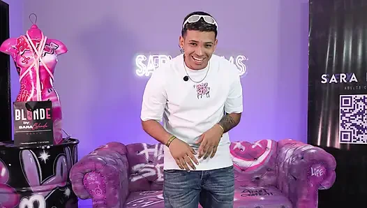 Andrea Pardo memiliki suggar yang memberinya lima ratus usd sehari