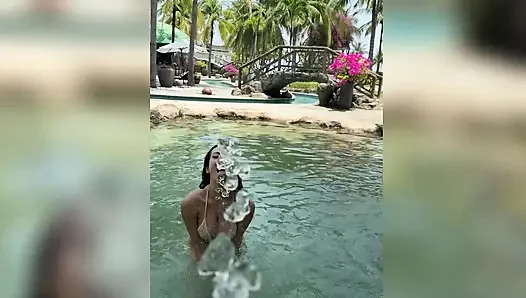 Boobs Flashing Outdoor, Ahegao, Spit, Getting Wet