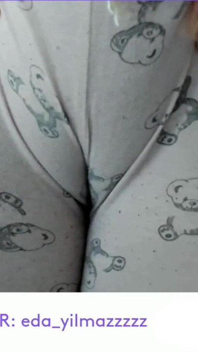CAMELTOE- PAJAMAS- PUFFED PUSSY- SWOLLEN PUSSY | Clip 1