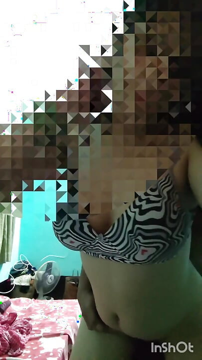 继妹不小心做爱