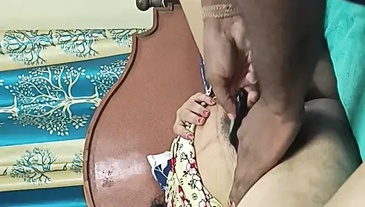 Desi schöne stiefmutter muschi rasieren mit stiefsohn