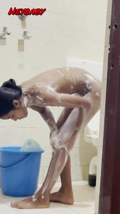 Hot sex girl perform nice blowjob and her nude bath | Clip 3
