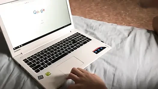 Erwischt, stiefbrust für wichs auf ihren porno & gib ihm einen blowjob zum geburtstag