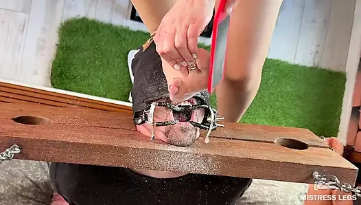 Foot Dust Feast Pedicure Scrapings Straight Into Slave's Mouth
