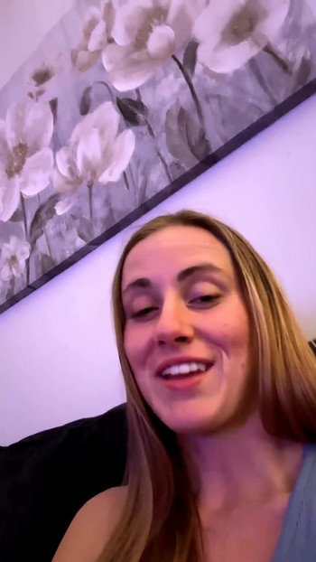 Η ροή ξεκίνησε Hey Cuties