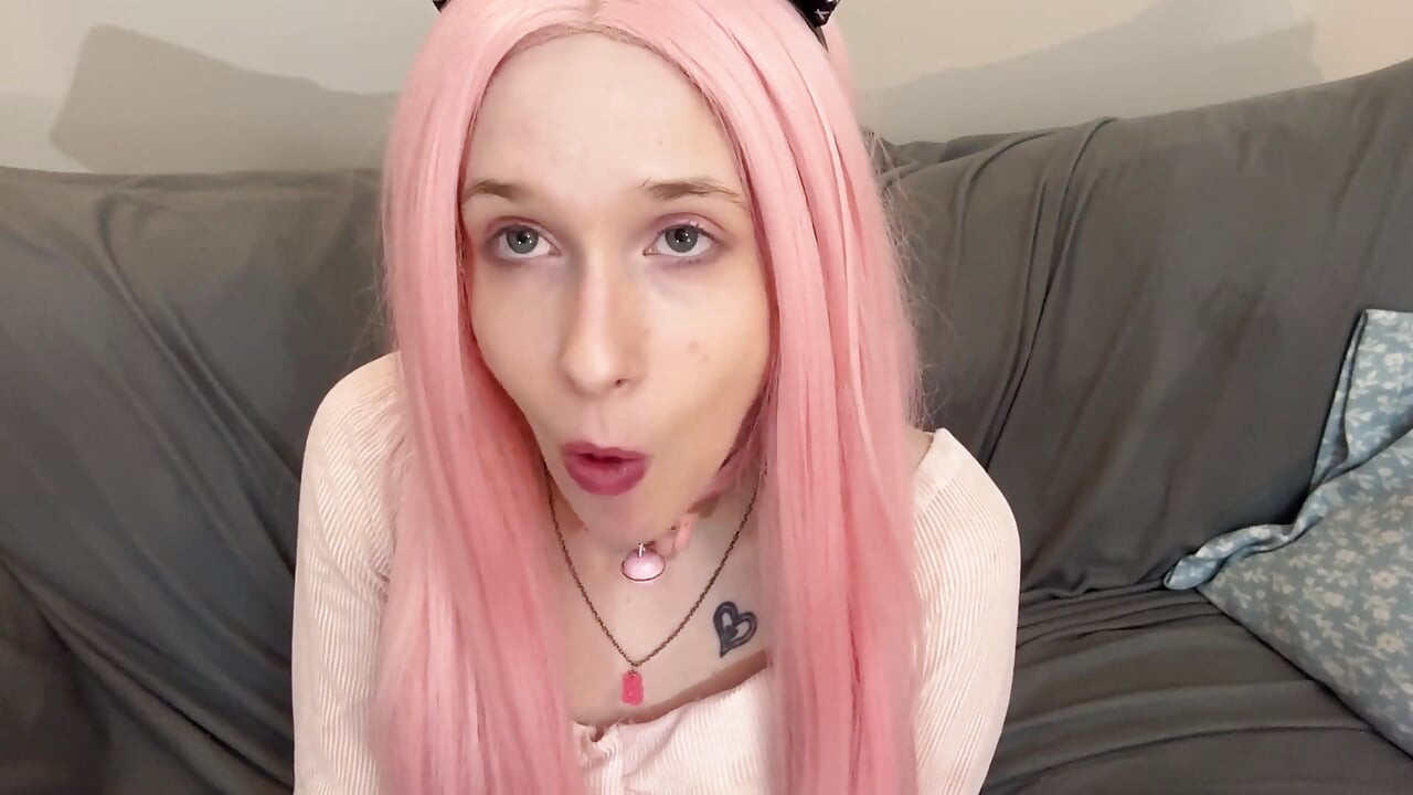 Bratty Bubblegum Slut Blowing Bubbles