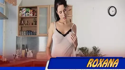 Roxana CamelToe by Wet And Puffy