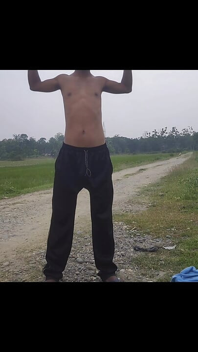 Nigerijská gay masturbace doma
