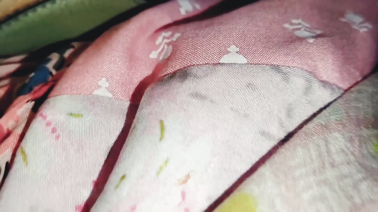 Fucking my girlfriend in her bathroom