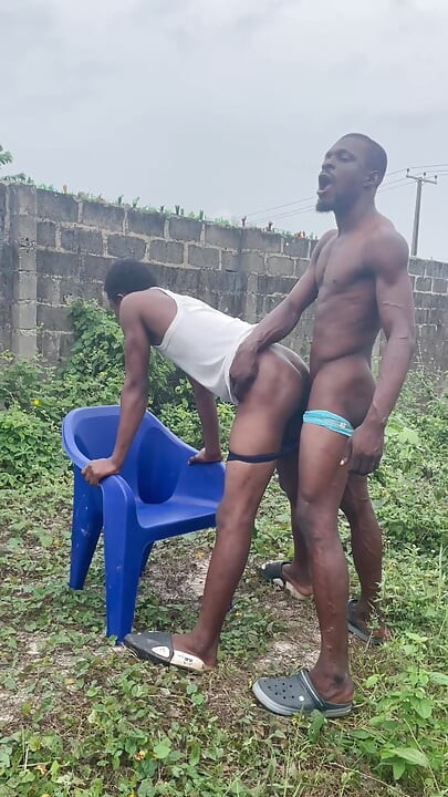 Having Sex in a Shair