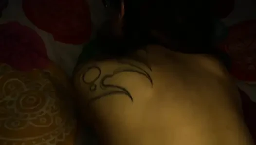 Kolombiyalı gotik sürtük beni içime boşaltana kadar sikiyor