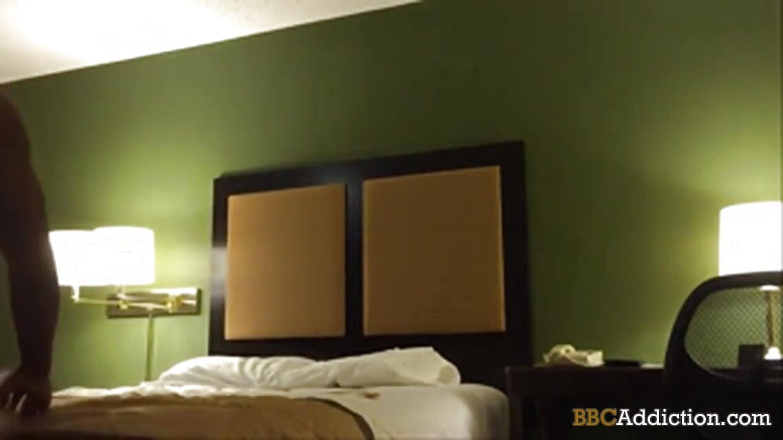 Εθισμός στο BBC - Η γυναίκα μου λατρεύει μεγάλο μαύρο πούτσο
