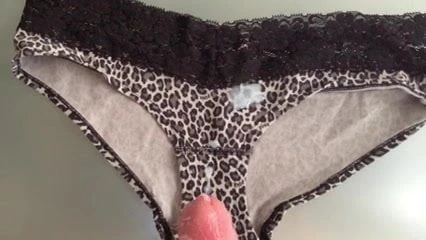 Grey Pany Cumshot 01