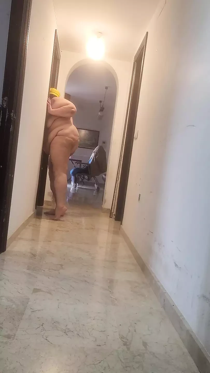 Pissing and fuking heard to the mope stickk