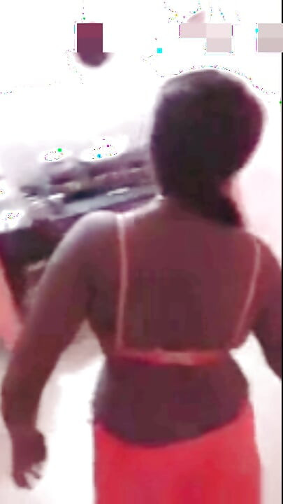 Desi Tamil House Maid in Petticoat Bra Cleaning Tease & Wild Reverse Cowgirl Ride on Owner! Indianhotwifex