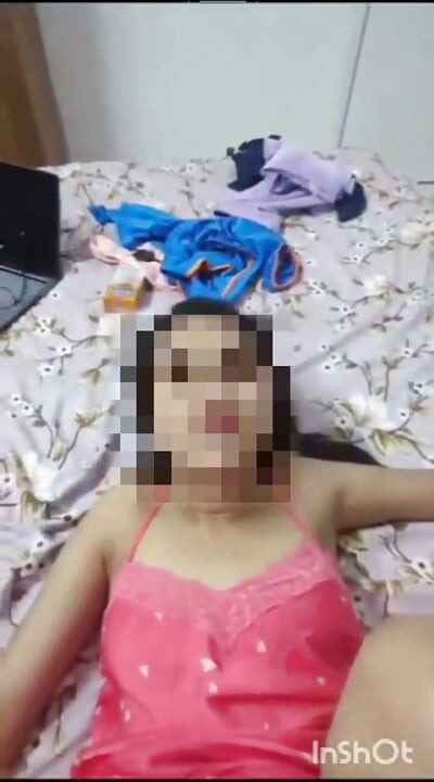 말레이시아 여친과 거친 섹스와 오르가즘