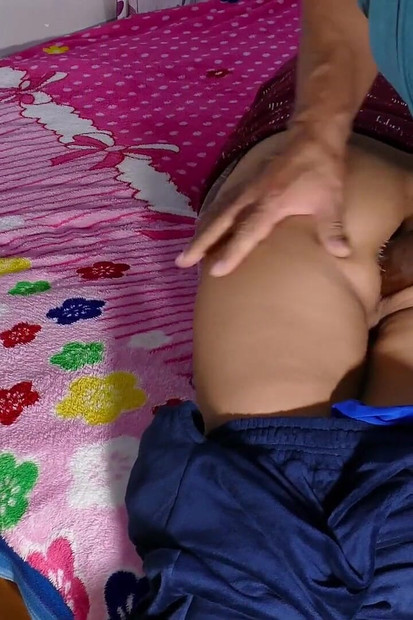 अच्छी गांड वाली हॉट कामुक सौतेली मम्मी की गांड चुदाई प्रशिक्षण