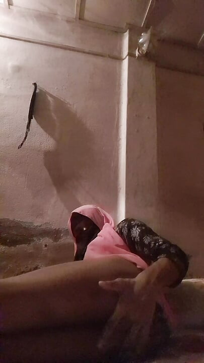 Hjabi cum for mistress