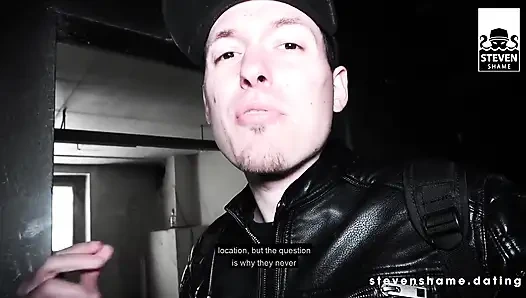 Dört genç kız amcık sikişinin tadını çıkarıyor! StevenShame