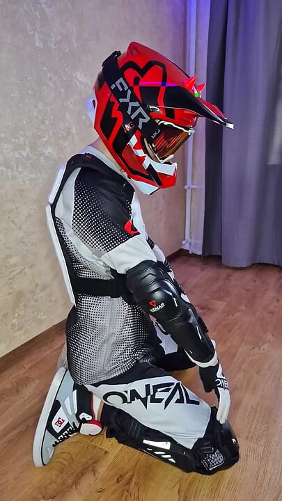 Eu coloco o Mxgear do meu namorado, porra duas vezes