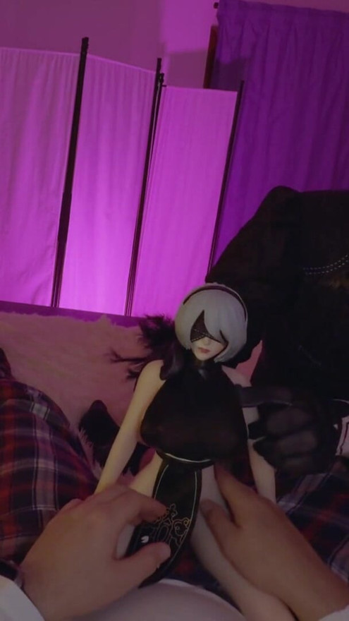 NieR: Automata 2B Cosplay. Anime sex-doll NieR 2B from Loribear.Sex and filled her Ass with cum | Clip 2