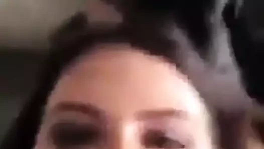 Возбужденная Harlet