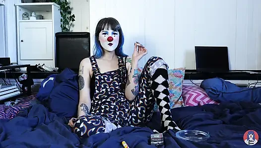 Hairy Clown Smokes