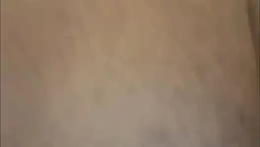 Cewek pantat montok ngentot dildo