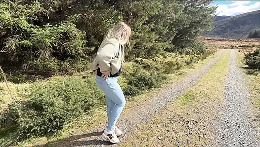 Неотложная Ситуация Во Время Идти По Общественной Тропе, Но Пришлось Намочить Мои Джинсы