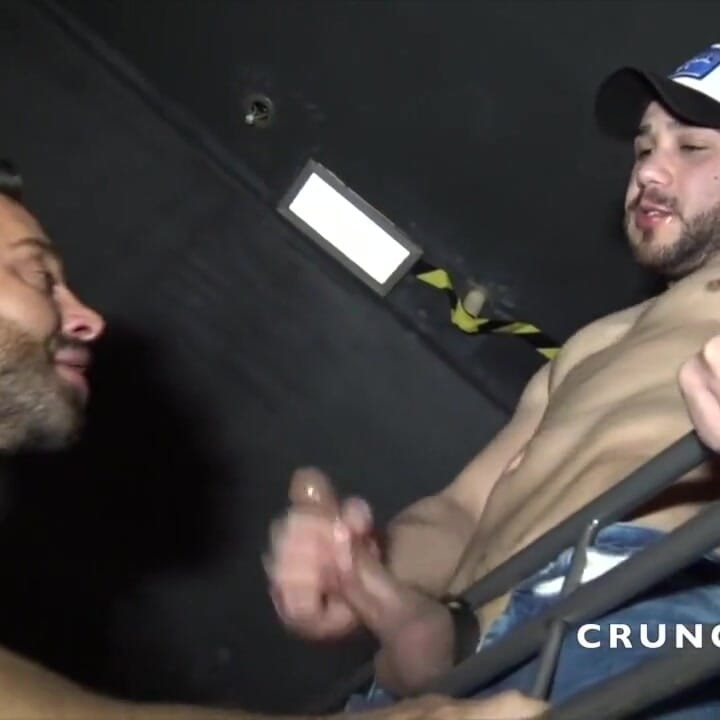 Martin Mazza kneppet rå af Tomas Graziano