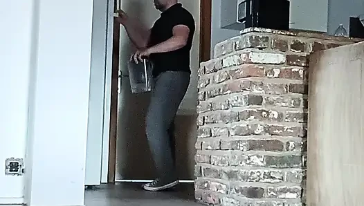 Pump, huge cumshot and streaptease in reverse