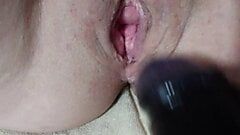 विशाल बीबीसी डिल्डो गांड के साथ गर्म चूत में गहरी चुदाई