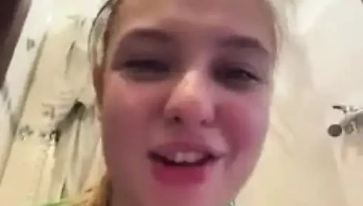 Трах с кримпаем в ванной