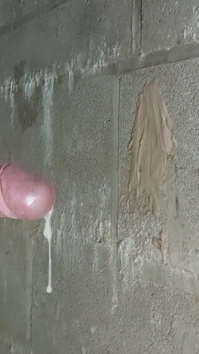 Horny Construction Worker Wanking And Cumming On The Job | Clip 1