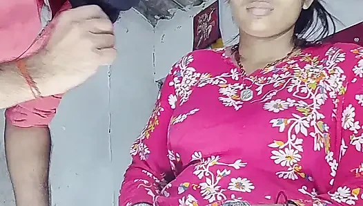 Трах киски задницей, член, сосание киски, сосание груди, сосание молока из груди и сидение на члене раком и лежа прямо на хинди аудио